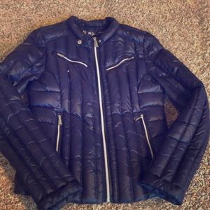BCBG Women’s down  jacket sz sm